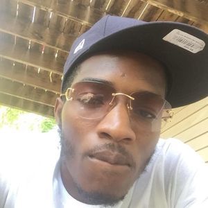 Meet your Posher, Tom